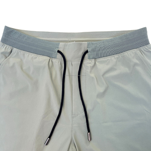 Short en nylon pour hommes Short de plage de bain personnalisé évacuant l'humidité Short de fitness de qualité supérieure décontracté solide en nylon à séchage rapide taille moyenne - Product Image 5