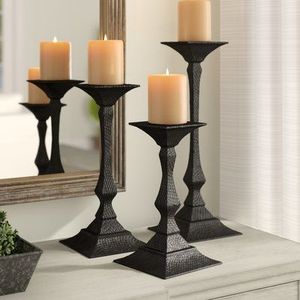 Portavelas de Hierro Estilo Artístico, Diseñado para Hogares con Estilo y Decoración Interior Audaz - Product Image 1