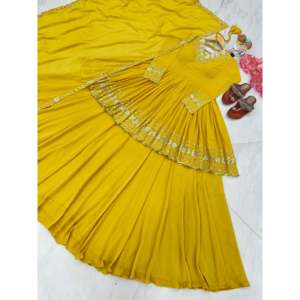 Hermosa Top de Fiesta para Mujer con Conjunto Lehenga & Dupatta Elegante y Elegante - Product Image 4