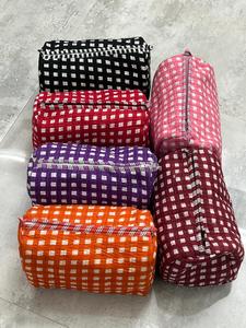 Trousse de Toilette de Voyage Matelassée en Coton, Motif Floral Fait Main, Sac de Lavage Utilitaire, Trousse de Maquillage Bohème à Fermeture Éclair, Étui Cosmétique, Cadeau - Product Image 2
