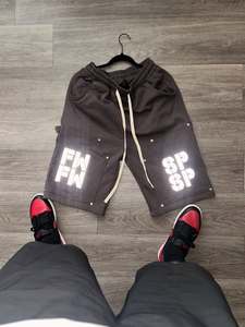 Conjunto de Pantalones Cortos y Chaqueta Cortavientos de Dos Piezas, Ligero, Holgado, con Capucha, de Algodón, Personalizado al por Mayor con su Propio Logotipo - Product Image 2