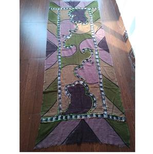 Écharpe brodée élégante dessinée à la main, douce et confortable, châle toutes saisons, enveloppe de mode stylée, créateur haut de gamme, 70x180cm, respirante - Product Image 6