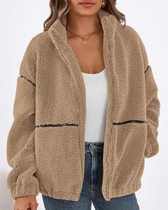 Chaqueta de Forro Polar Sherpa Color Camel para Mujer, con Ribete de Cuero Sintético, Cierre Completo, Cuello Alto y Dobladillo Elástico, Fabricación B2B, Suministro OEM - Product Image 4