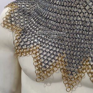 Capa de Malla Metálica Medieval de Acero Suave con Diseño en Zig-Zag y Anillo de Latón, Calidad Premium para Cosplay, Reenactamiento y Época Histórica - Product Image 6