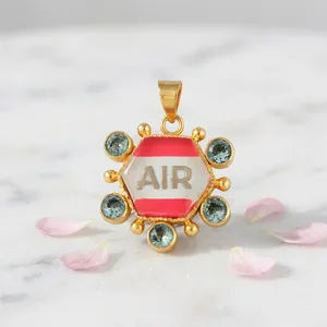จี้ควอตซ์ดับเบิ้ลแอร์เอลิเมนท์สั่งทำขายส่ง ชุบทอง 18k จี้ดีไซน์เนอร์ประดับพลอยควอตซ์สีฟ้า - Product Image 6