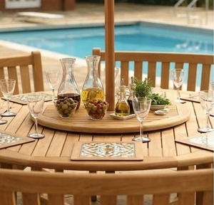 Ensemble de mobilier de restaurant extérieur en bois : table ronde, parasol, bancs de patio, mobilier de jardin pour café - Product Image 2