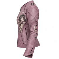 Blouson Biker Femme en Cuir Véritable Rose Poudré avec Imprimé Ange Plumeux Personnalisé, Coutures Courbes et Clous – Fabricant