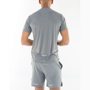 Conjuntos de Shorts Casuales con Logotipo Personalizado, Conjuntos de 2 Piezas para Entrenamiento y Jogging, Camiseta de Manga Corta y Shorts de Verano para Hombre con Logotipo Bordado - Product Image 3