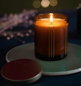 Bougie en cire de paraffine parfumée écologique en verre ambré de luxe avec couvercle, décoration de Noël haut de gamme pour la maison, cadeau pour la vente en gros - Product Image 1