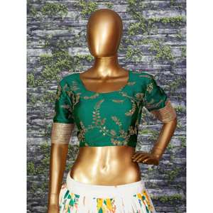 Hermoso Lehenga Choli Semi-Cosido con Estampado Digital en Blanco y Verde de Zeel Clothing - Product Image 3