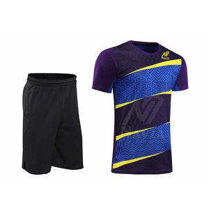 Tenue de tennis unisexe de haute qualité avec logo personnalisé, respirante et à séchage rapide - Product Image 2
