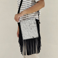 Bolso bandolera de cuero genuino con flecos de pelo de vaca estilo gitano, bolso de hombro bohemio para mujer, estilo western, personalizado OEM, bolso rústico de vaquera.