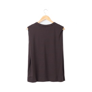 Haut long en tricot de laine rayé sans manches pour femme |   Tunique débardeur à rayures marron et noires |   Fabricant OEM/ODM personnalisé - Product Image 2