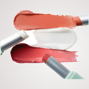 Baume à lèvres logo KAINE Glow Melting Rip Balm en gros, naturel, hydratant, cosmétiques de beauté, produits de maquillage - Product Image 6