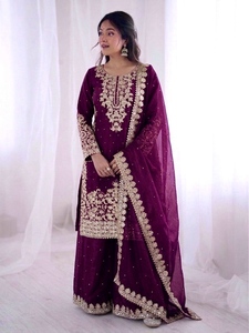 Nouvel ensemble haut en soie, pantalon palazzo et dupatta, avec broderie lourde et travail de sequins, entièrement cousu, prêt-à-porter - Product Image 3