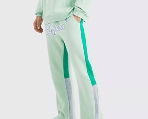 Conjuntos de Sudaderas con Capucha y Cremallera de un Cuarto, Transpirables, Ligeros, Lisos, Casuales, y Pantalones de Chándal Acampanados, al por Mayor, Precio Bajo, Diseño OEM Personalizado - Product Image 3