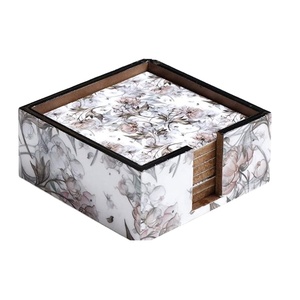 Dessous de verre de couleur supérieure en résine faite à la main pour une utilisation Accessoires de maison Tapis et tampons au meilleur prix - Product Image 1