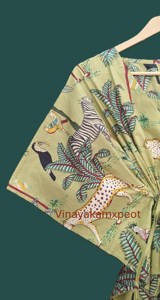 Robe Kaftan Midi Femme Imprimé Safari Vert Sauge 100% Coton Confort Sans Effort Col en V Écologique Respirante Taille Haute - Product Image 3