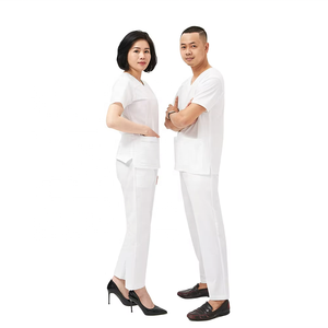 Conjuntos de Uniformes Médicos para Mujer y Hombre, Buena Protección Contra el Polvo y Absorción de Humedad, Fabricante Verificado FMF VN, ODM/OEM - Product Image 5