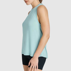 Camiseta sin mangas de punto de color liso para mujer, cuello redondo, sin mangas, transpirable, informal, longitud regular, azul claro - Product Image 4