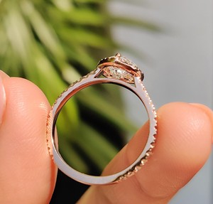 Bague de fiançailles pour femme en diamant de laboratoire certifié IGI, forme cœur, 2,00 à 5,00 carats, sertissage halo pavé, or 14K/18K, PT950/S925 - Product Image 6