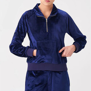 Ensemble de survêtement en velours personnalisé pour femmes |   Ensemble de survêtement premium : sweat à capuche et pantalon de jogging |   Fabricant de vêtements de sport OEM ODM - Product Image 5