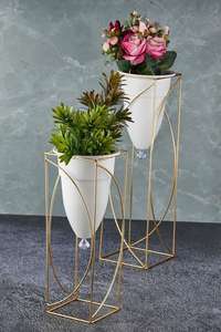 Elegante Soporte Dorado para Macetas, Moderno Soporte Geométrico Dorado para Plantas, Soporte de Lujo Dorado para Macetas de Interior - Product Image 2
