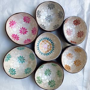 Direct Factory Wholesale Premium Quality Handmade Enamel Bowl Circle Seashell Coconut Lacquer Customized <b>Lightly</b> Spoon Weddings - Product Image 4