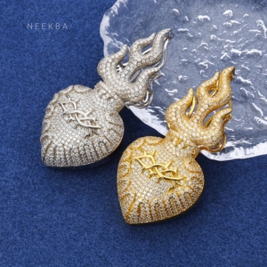 Colgante de Corazón con Espinas de Plata de Ley 925 y Moissanita - Colgante de Corazón de Moissanita Estilo Hip Hop, Colgante de Corazón para Uso Diario Estilo Drip - Product Image 5