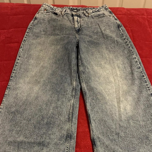 Mejor Oferta OEM Jeans Baggy de Pierna Recta de Cintura Alta con Logo Personalizado para Mujer, Ajuste Holgado, Diseño de Lazo Estilo High Street - Product Image 2