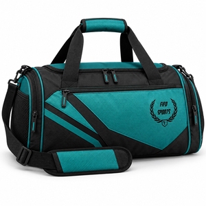 Sac de voyage au design moderne avec intérieur spacieux, fermetures éclair fiables et conçu pour des voyages pratiques et bien organisés - Product Image 1