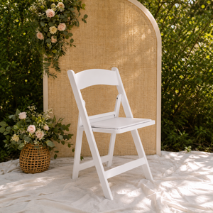 Silla de Comedor Plegable Moderna de Resina, Blanca, Ligera, Resistente al Agua, para Exteriores, Villas y Hoteles - Product Image 1