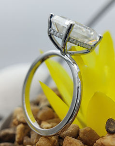 Bague de fiançailles D'VINS JEWELS en or massif 18 carats, diamant de laboratoire de 2 carats, taille émeraude, VVS/VS EF, avec certificat IGI - Product Image 4
