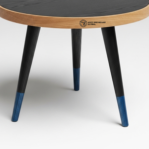 Tabouret Meena noir peint à la main – Table d'appoint en bois design pour la décoration intérieure - Product Image 4