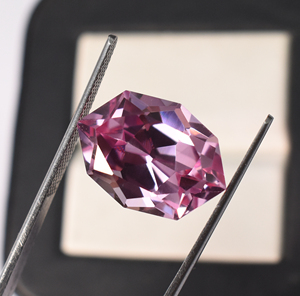 Saphir Padparadscha de laboratoire, taille fantaisie hexagonale 18x13 mm, 17,55 carats, pierre précieuse en vrac pour la fabrication de bijoux - Product Image 6