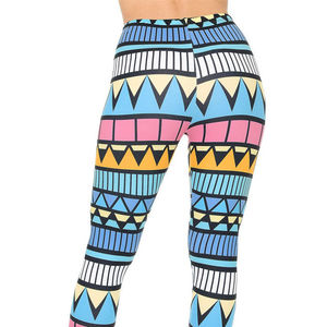 เลกกิ้งซับลิเมชั่นสำหรับผู้หญิง คุณภาพพรีเมียม ระบายอากาศได้ดี เป็นมิตรต่อสิ่งแวดล้อม ผลิตด้วยวิธีการซับลิเมชั่นที่ดีที่สุด เหมาะสำหรับการเล่นกีฬาและวิ่ง - Product Image 4