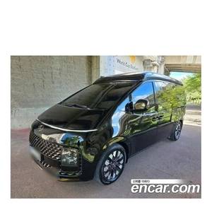 Hyundai Staria Juin 2023 4x4 Campervan avec 18 081 km, Diesel, Boîte Automatique, Sièges en Cuir, Caméra Arrière, Conduite à Gauche - Product Image 3