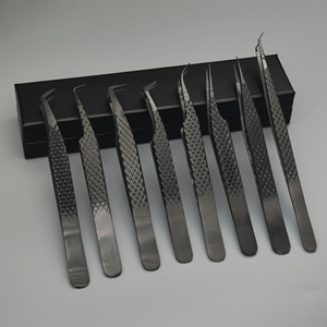 Pinzas Aplicadoras de Pestañas Profesionales Kaamir, Antimagnéticas, Punta Suave de 10 mm, Acero Inoxidable, Mango Cómodo, Alta Calidad - Product Image 2