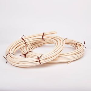 HIGH QUALITY Rattan Sticks Core 1.5mm-5mm <b>Bleached</b> & Natural Rattan Pith for Reed Diffuser Manufacturer - Product Image 1