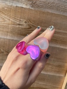 Anillos de Dedo de Resina Duraderos de la Mejor Calidad para Mujeres, Niñas y Niños - Accesorio para Fiestas y Bodas - Product Image 6