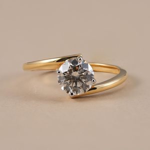 Anillo de banda cruzada con diamante redondo de 1.00 CT cultivado en laboratorio de primera calidad, oro amarillo de 14K, joyería de compromiso nupcial moderna para ella - Product Image 1