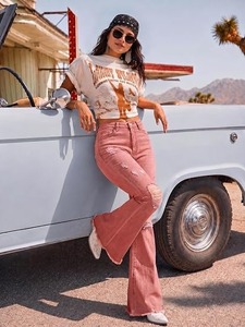 Jean bootcut rose pour femme, coupe droite, longueur genou, taille mi-haute, denim peint à la main, délavage clair vintage - Product Image 3
