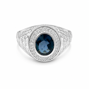 Anillo de Topacio Azul Londres y Circonitas Cúbicas en Plata de Ley 925 con Baño de Rodio, Engaste Pavé y de Garras, Estilo de Lujo - Product Image 1
