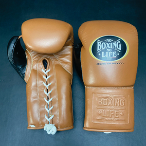 ถุงมือชกมวยแบบกำหนดเอง No Boxing No Life รุ่นน้ำหนักเบาสำหรับฝึกซ้อมและแข่งขัน สำหรับผู้ชายและผู้หญิง OEM แบบผูกเชือก ไม่ลื่น - Product Image 3