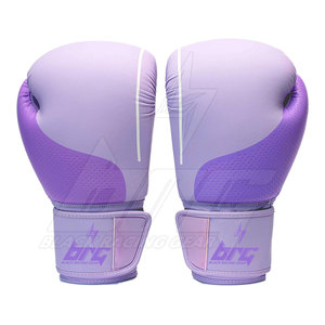 Guantes de Boxeo Personalizados con su Propio Diseño, Hechos en Pakistán, Impermeables, de Color Sólido - Product Image 3