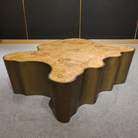 Tables basses de salon de luxe tables basses modernes au design de tronc d'arbre à pieds dorés en métal