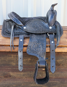 Selle anglaise en cuir véritable de qualité supérieure ensemble Western Horse Tack en différentes couleurs plusieurs tailles 14 \ "-18 \" - Product Image 1