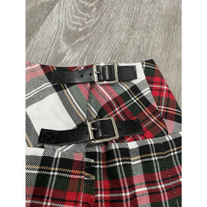 Jupe écossaise Stewart pour femme, mini-kilt plissé rouge à carreaux avec boucle, vente en gros - Product Image 4