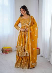 Robe Anarkali traditionnelle indienne pakistanaise pour femmes, brodée, longue jusqu'au sol, avec pantalon palazzo, tenue de mariage en soie - Product Image 5