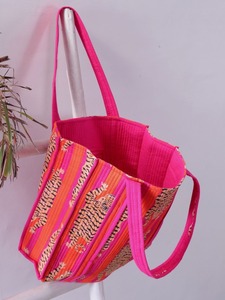 Elegante Bolso de Hombro Acolchado de Algodón Estampado, Perfecto para Bodas, Fiestas y Uso Diario - Product Image 3
